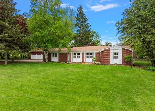 Property at 7630 Belding Rd NE, Rockford, MI 49341, 2 beds, 1.5 baths