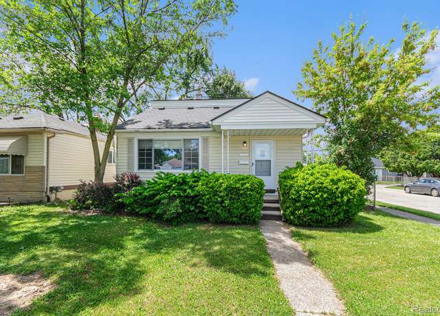 Property at 24309 Tuscany Ave, Eastpointe, MI 48021, 5 beds, 2 baths