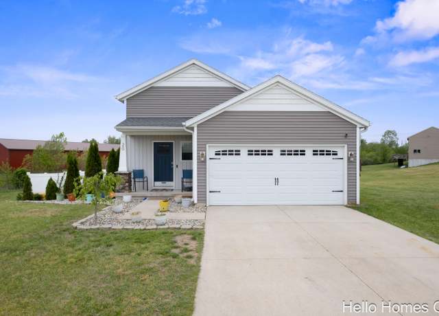 Property at 20 Berreta Dr, Shelbyville, MI 49344, 4 beds, 2 baths