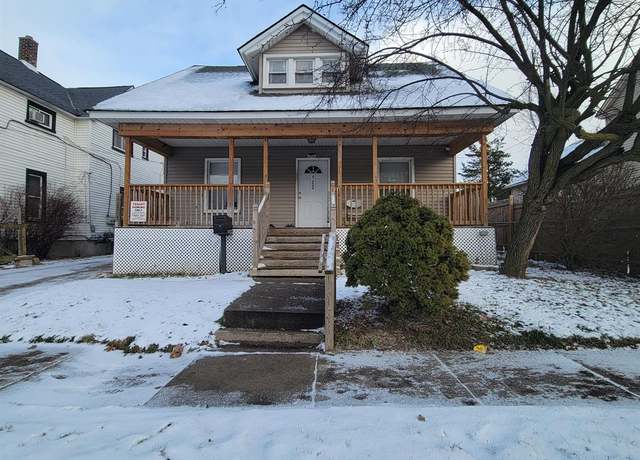 Property at 122 N Johnson St, Pontiac, MI 48341, 3 beds, 5.5 baths