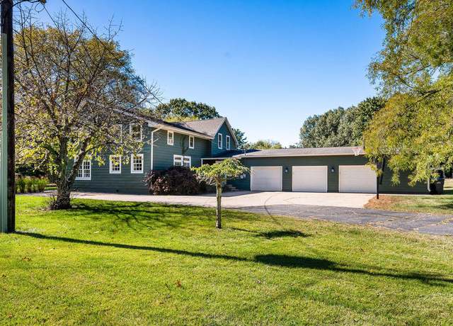 Property at 9695 Community Hall Rd, Union Pier, MI 49129, 6 beds, 3.5 baths