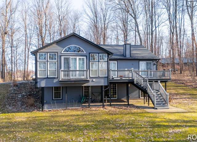 Property at 6324 Orchard Trl, Fennville, MI 49408, 3 beds, 3.5 baths