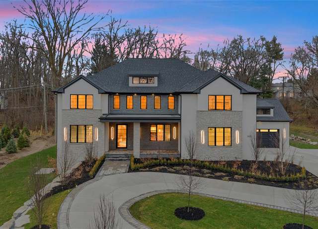 Property at 4627 Cimarron Dr, Bloomfield Hills, MI 48302, 6 beds, 6.5 baths