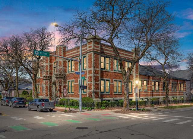 Property at 223 E Ann St #1, Ann Arbor, MI 48104, 2 beds, 2.5 baths