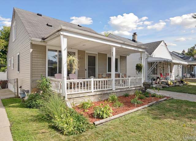 Property at 4213 Agnes Ave, Lincoln Park, MI 48146, 3 beds, 1 bath