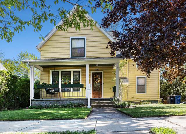 Property at 721 W Washington St, Ann Arbor, MI 48103, 5 beds, 3 baths