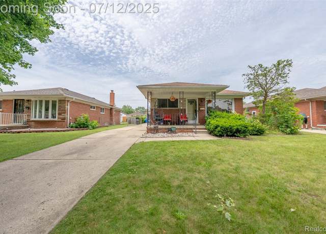 Property at 4442 Mckinley St, Dearborn Heights, MI 48125, 4 beds, 2 baths