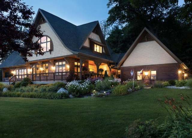 Property at 14788 Boom Rd, Spring Lake, MI 49456, 3 beds, 2.5 baths