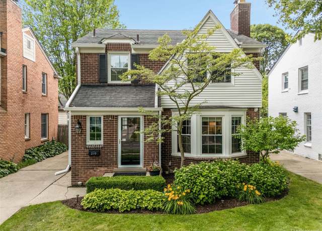 Property at 219 Mcmillan Rd, Grosse Pointe Farms, MI 48236, 3 beds, 1.5 baths