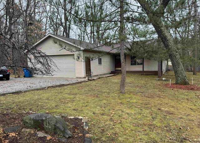 Property at 115 Forestville Dr, Houghton Lake, MI 48629, 3 beds, 2 baths