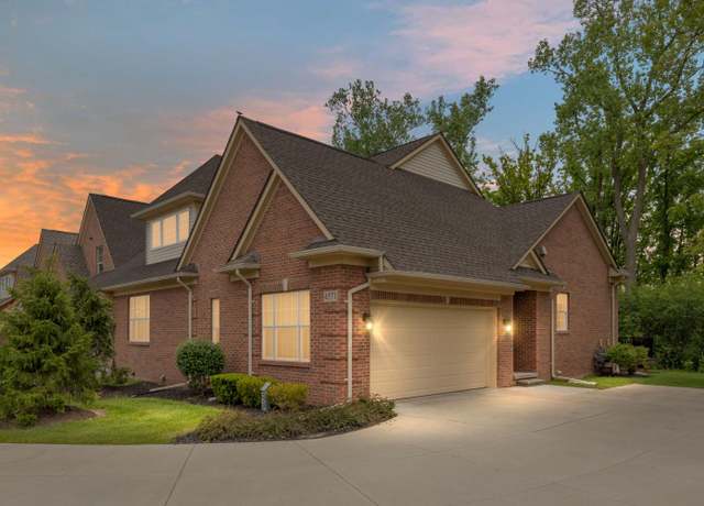 Property at 4571 Brookstone Dr, Canton, MI 48188, 3 beds, 3 baths