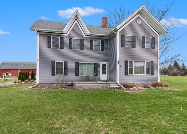 Property at 3342 Oak Grove Road Rd, Howell, MI 48855, 3 beds, 2.5 baths