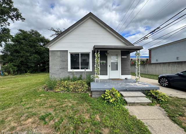 Property at 27028 Barrington St, Madison Heights, MI 48071, 2 beds, 1 bath