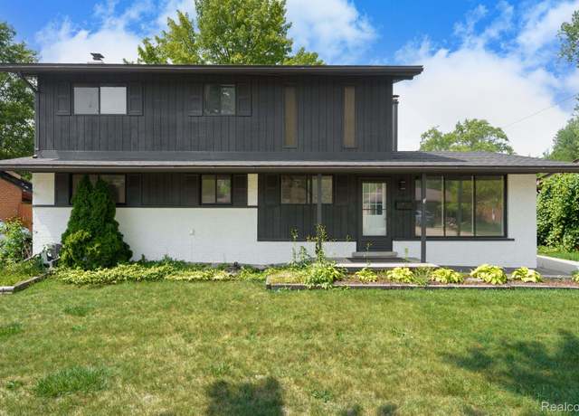 Property at 11357 Erdmann Rd, Sterling Heights, MI 48314, 4 beds, 2 baths