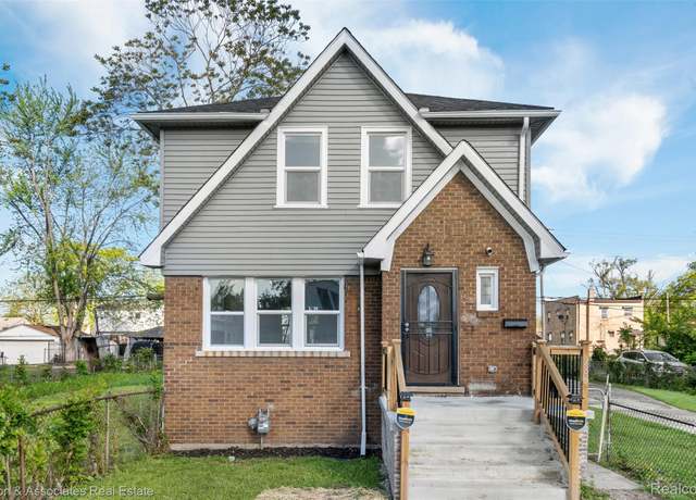 Property at 286 Polk Ave, Hamtramck, MI 48218, 3 beds, 2 baths