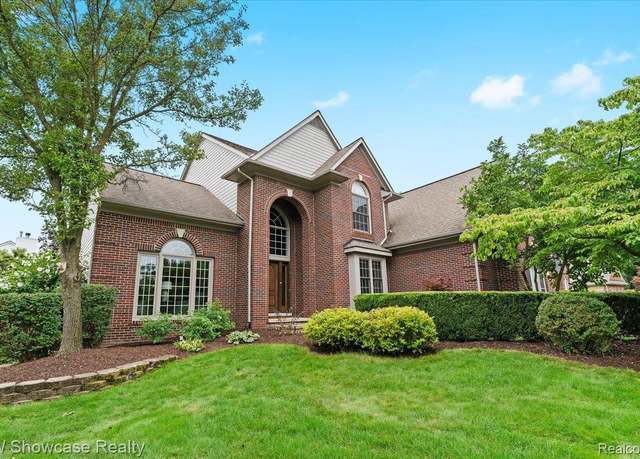Property at 45776 Bristol Cir, Novi, MI 48377, 4 beds, 3.5 baths