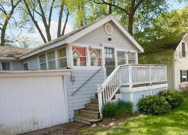 Property at 6773 Kitson Dr NE, Rockford, MI 49341, 2 beds, 1 bath