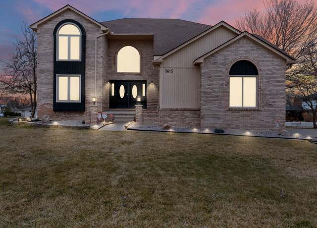 Property at 5615 Woodmire Dr, Macomb, MI 48316, 3 beds, 2.5 baths