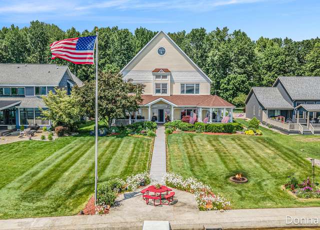 Property at 12571 Westwood Ln, Wayland, MI 49348, 5 beds, 5 baths