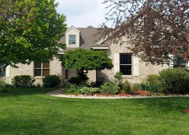 Property at 15203 Woodpine Dr, Monroe, MI 48161, 3 beds, 2.5 baths