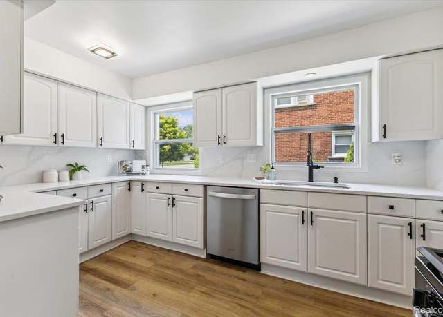 Property at 1808 W 12 Mile Rd, Royal Oak, MI 48073, 3 beds, 2 baths