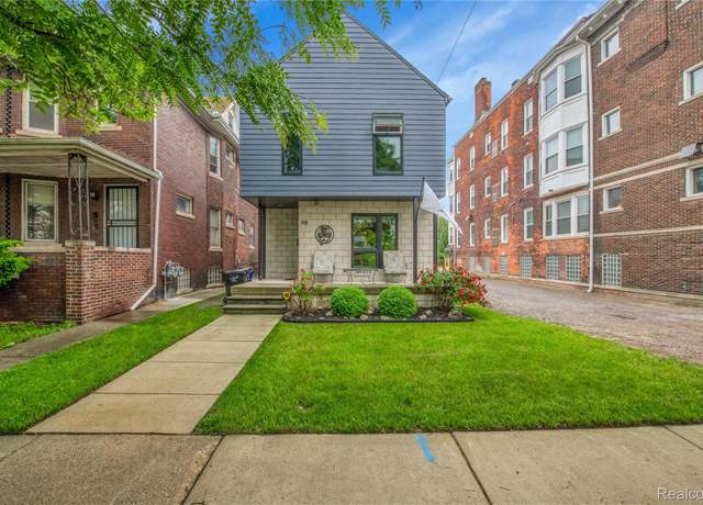 Property at 48 Mount Vernon Street St, Detroit, MI 48202, 3 beds, 2.5 baths