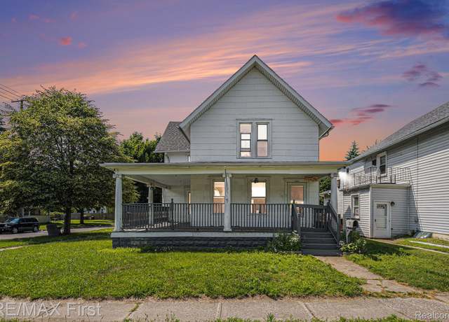 Property at 528 Cass St, Monroe, MI 48161, 4 beds, 1 bath