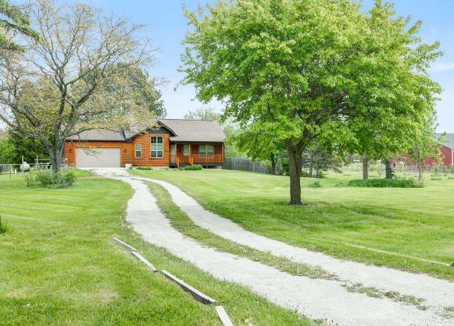 Property at 4300 Carrigan Rd, Fort Gratiot, MI 48059, 2 beds, 1 bath