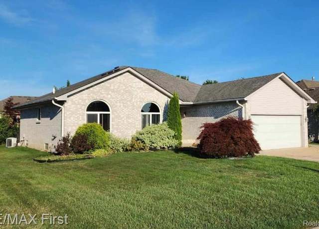 Property at 49464 Maurice Dr, Chesterfield, MI 48047, 3 beds, 2 baths