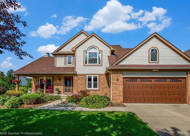 Property at 4118 Crystal Creek Dr, Ypsilanti, MI 48197, 3 beds, 2.5 baths