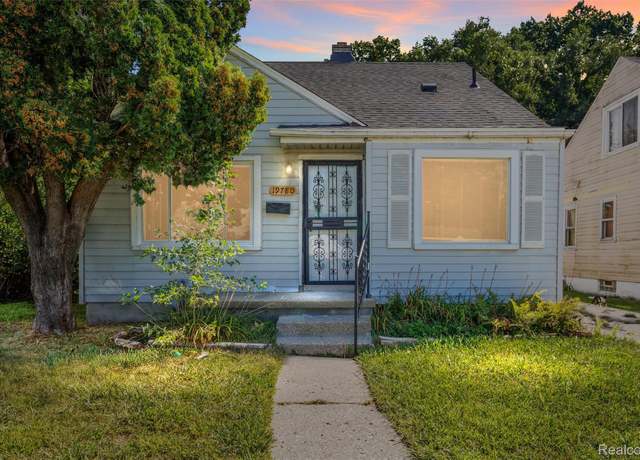 Property at 19780 Blackstone St, Detroit, MI 48219, 3 beds, 1.5 baths