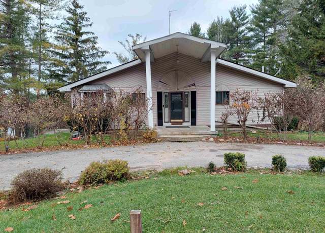 Property at 5043 Queens Way, Butman Township, MI 48624, 5 beds, 2 baths
