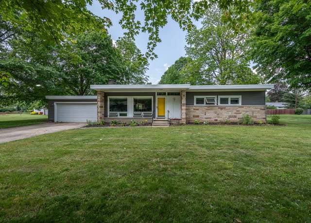 Property at 219 Park St, Tecumseh, MI 49286, 3 beds, 1.5 baths