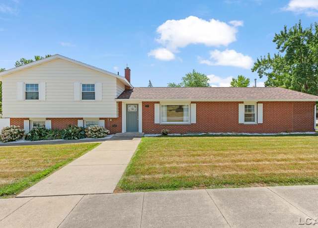 Property at 721 Riverside St, Adrian, MI 49221, 5 beds, 3 baths