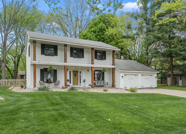 Property at 7659 Farmington Ave, Kalamazoo, MI 49009, 3 beds, 2.5 baths
