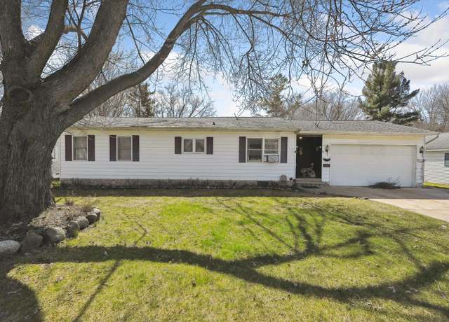 Property at 432 E Frank St, Fowlerville, MI 48836, 4 beds, 2 baths