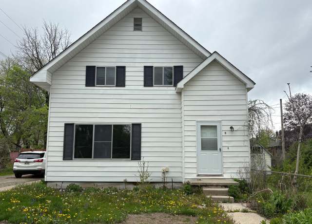 Property at 5 Park St, Oxford, MI 48371, 4 beds, 2 baths