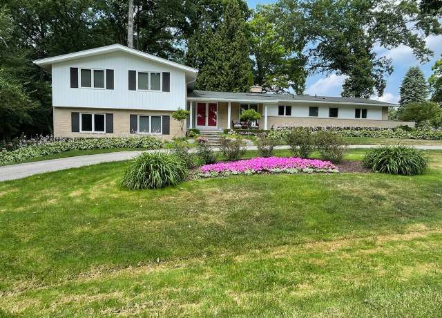 Property at 4678 Brightmore Rd, Bloomfield Hills, MI 48302, 5 beds, 4 baths