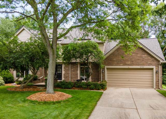 Property at 2732 Winter Park Ct, Rochester Hills, MI 48309, 4 beds, 3 baths