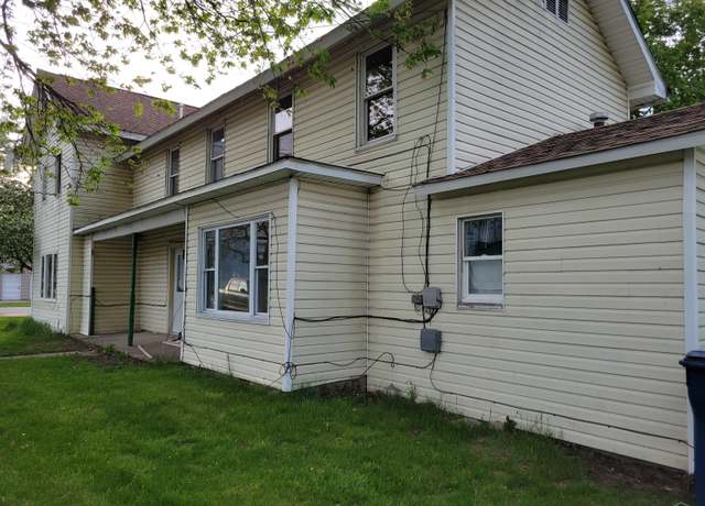 Property at 205 Sexton St, Breckenridge, MI 48615, 8 beds, 3 baths