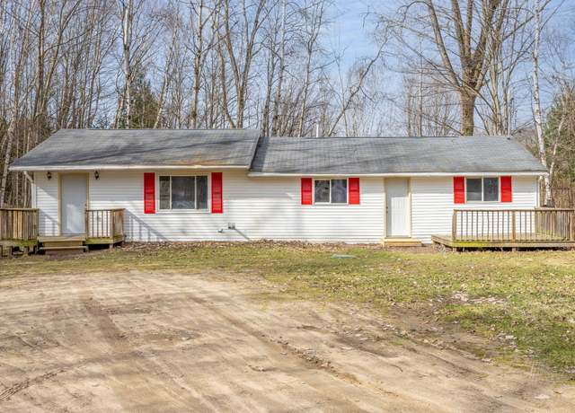 Property at 23087 Huron Trl, Evart, MI 49631, 4 beds, 2 baths