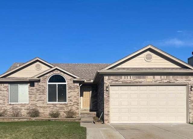 Property at 46132 Royal Dr, Chesterfield, MI 48051, 3 beds, 3.5 baths