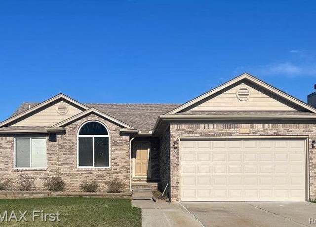 Property at 46132 Royal Dr, Chesterfield, MI 48051, 3 beds, 3.5 baths