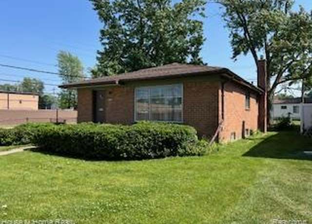 Property at 205 Royal Park Ln, Madison Heights, MI 48071, 3 beds, 1 bath