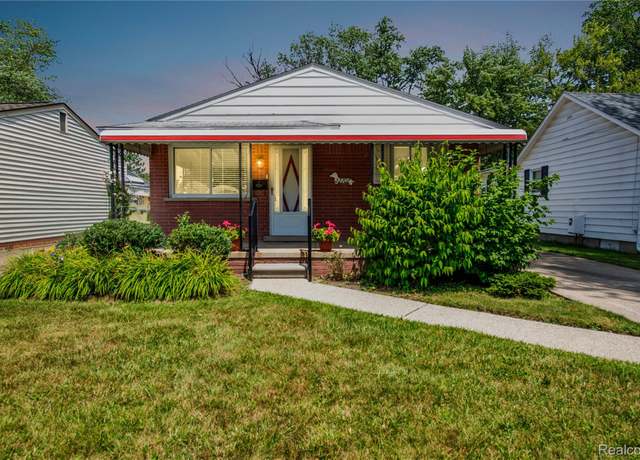 Property at 22107 Downing St, St Clair Shores, MI 48080, 3 beds, 1 bath