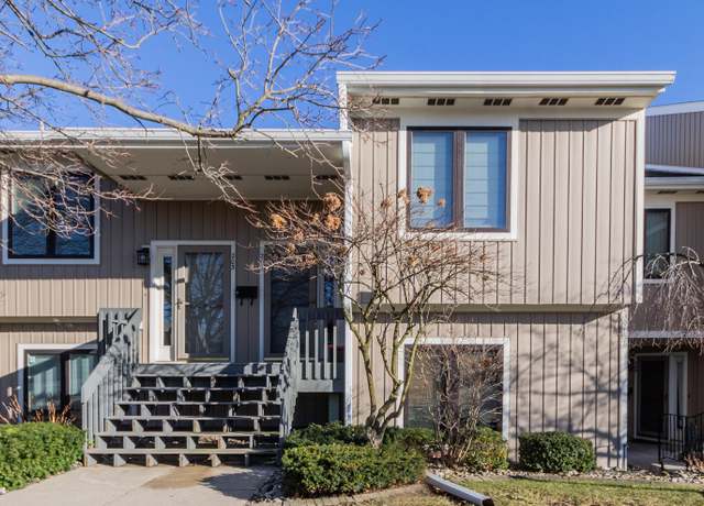 Property at 205 Wayne St, St Joseph, MI 49085, 3 beds, 2 baths