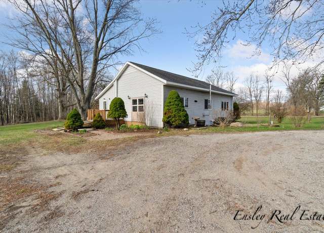 Property at 144 180th Ave, Morley, MI 49336, 2 beds, 1 bath