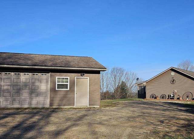 Property at 10300 Vista Ridge Dr, Alden, MI 49612, 3 beds, 2.5 baths
