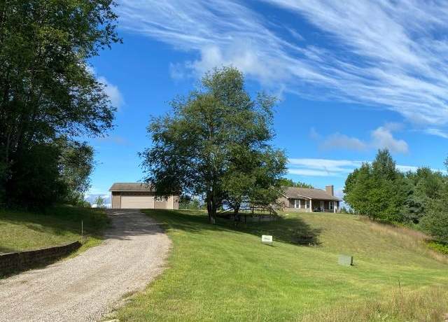 Property at 10300 Vista Ridge Dr, Helena Township, MI 49612, 3 beds, 2.5 baths