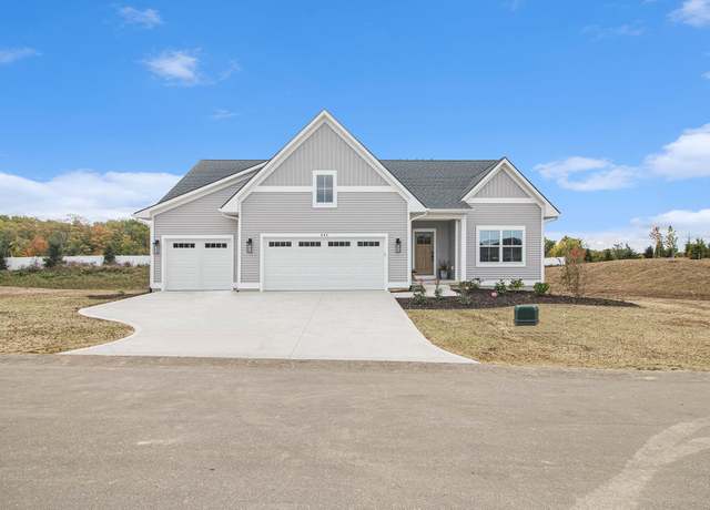 Property at 581 Sun Vale Ln, Grandville, MI 49418, 4 beds, 2.5 baths